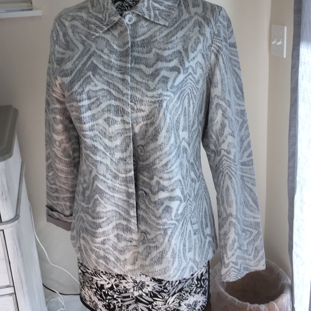 Gray and white blazer